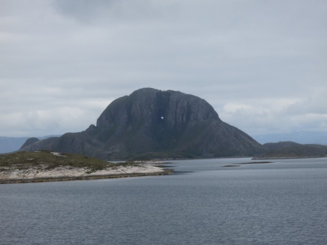 Hurtigruten_2015-06-26_17-37-1
